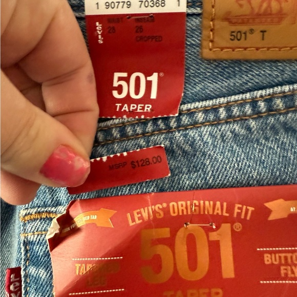 Levi's women's Blue Jeans with Red Floral Accents 28 waist and 26 length NWT - Picture 5 of 5